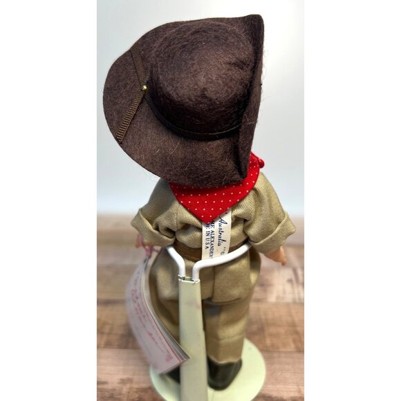 Madame Alexander Miniature Showcase Doll "Australia Boy" In Original Box - Picture 4 of 6